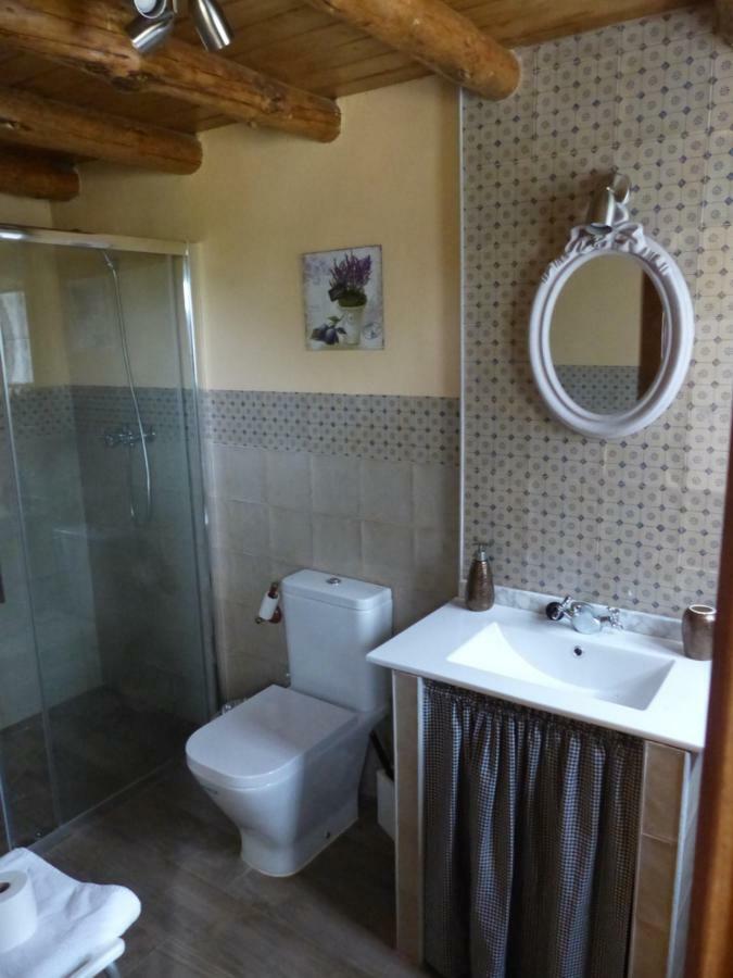 Eco-Lodge En La Reserva Privada Campanarios De Azaba - Proyecto De Conservacion Эспеха Экстерьер фото